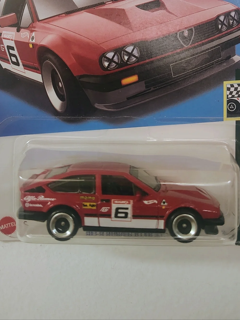 Alfa Romeo GTV6 3.0 Hot Wheels 2023 Retro Racers 10/10 Red Diecast